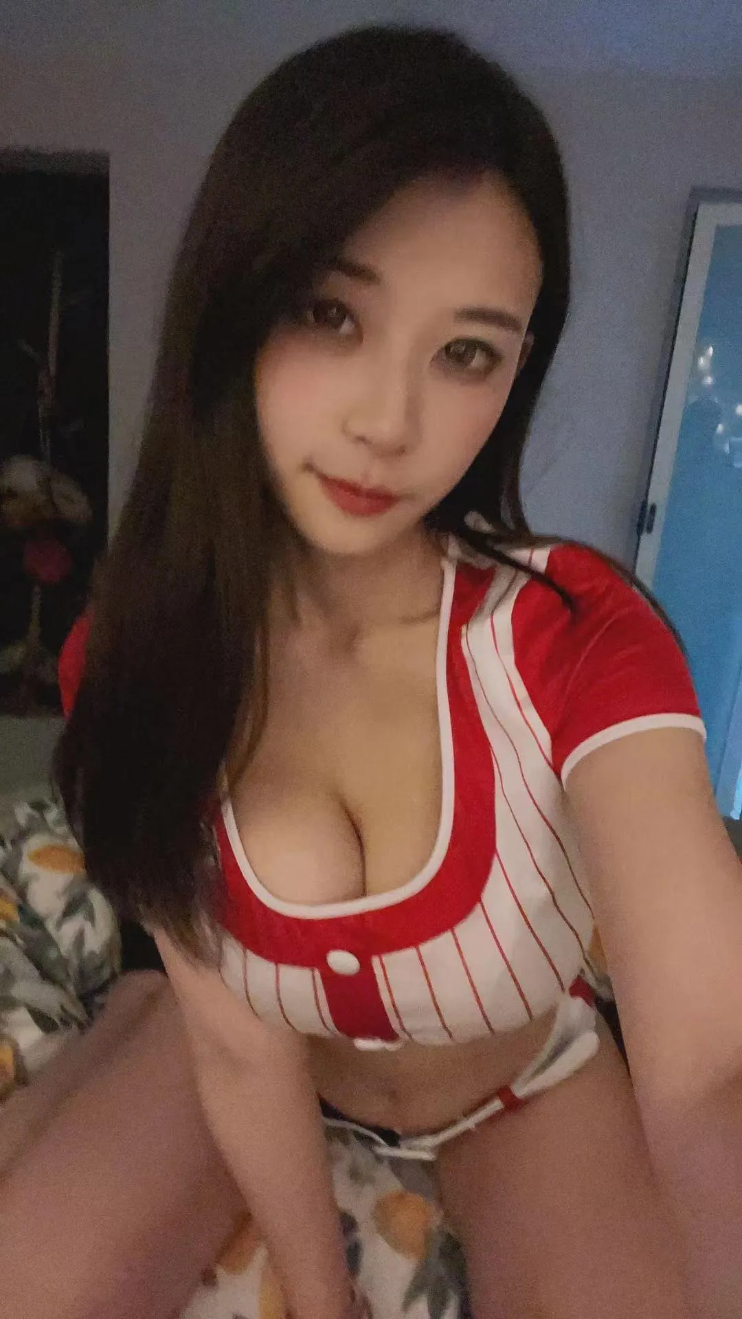 B站羊小雪 – NO.04 舰长图包小视频 [82P]插图4